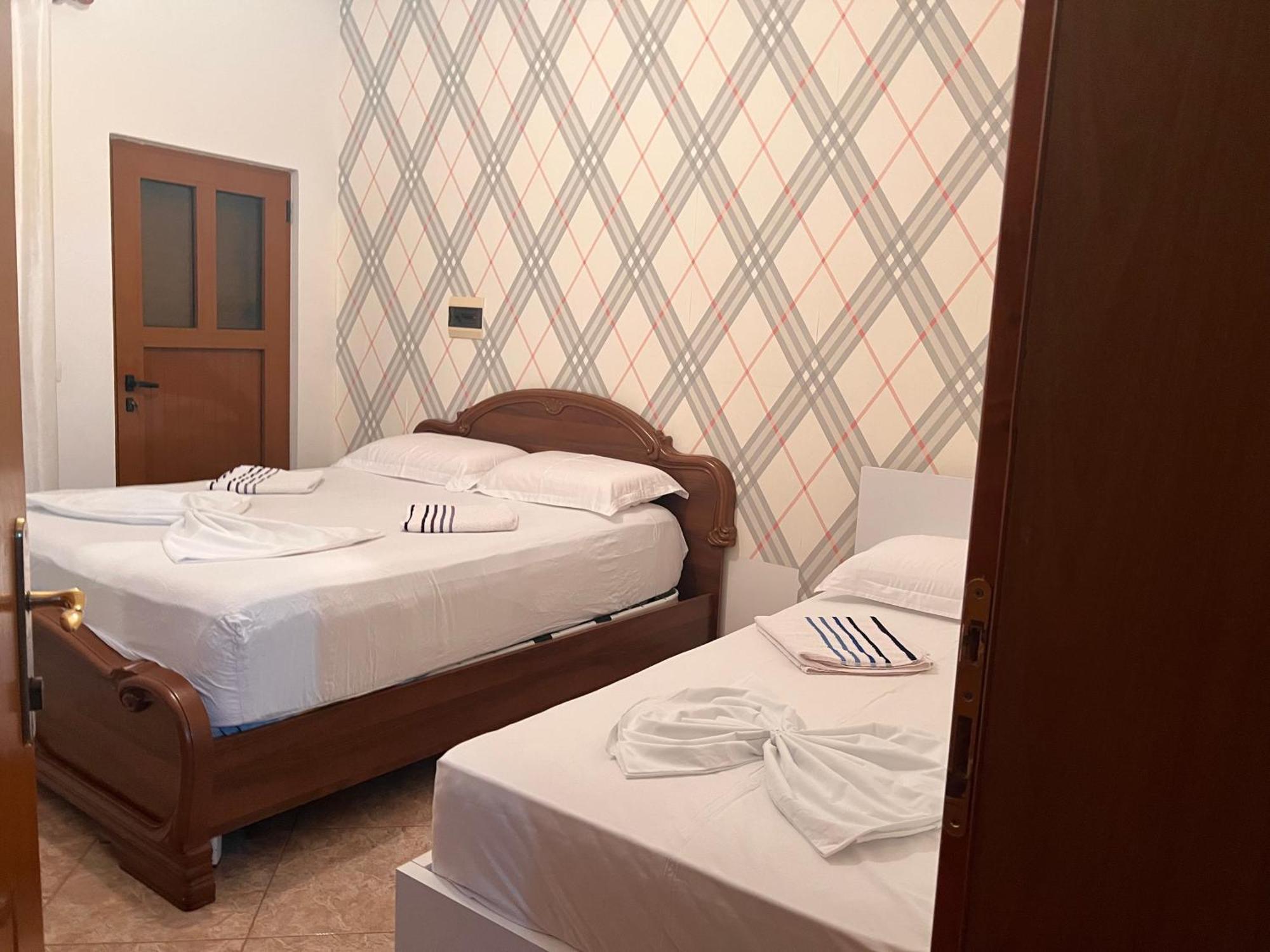 Fori Vodo Hotel Дивяка Екстериор снимка