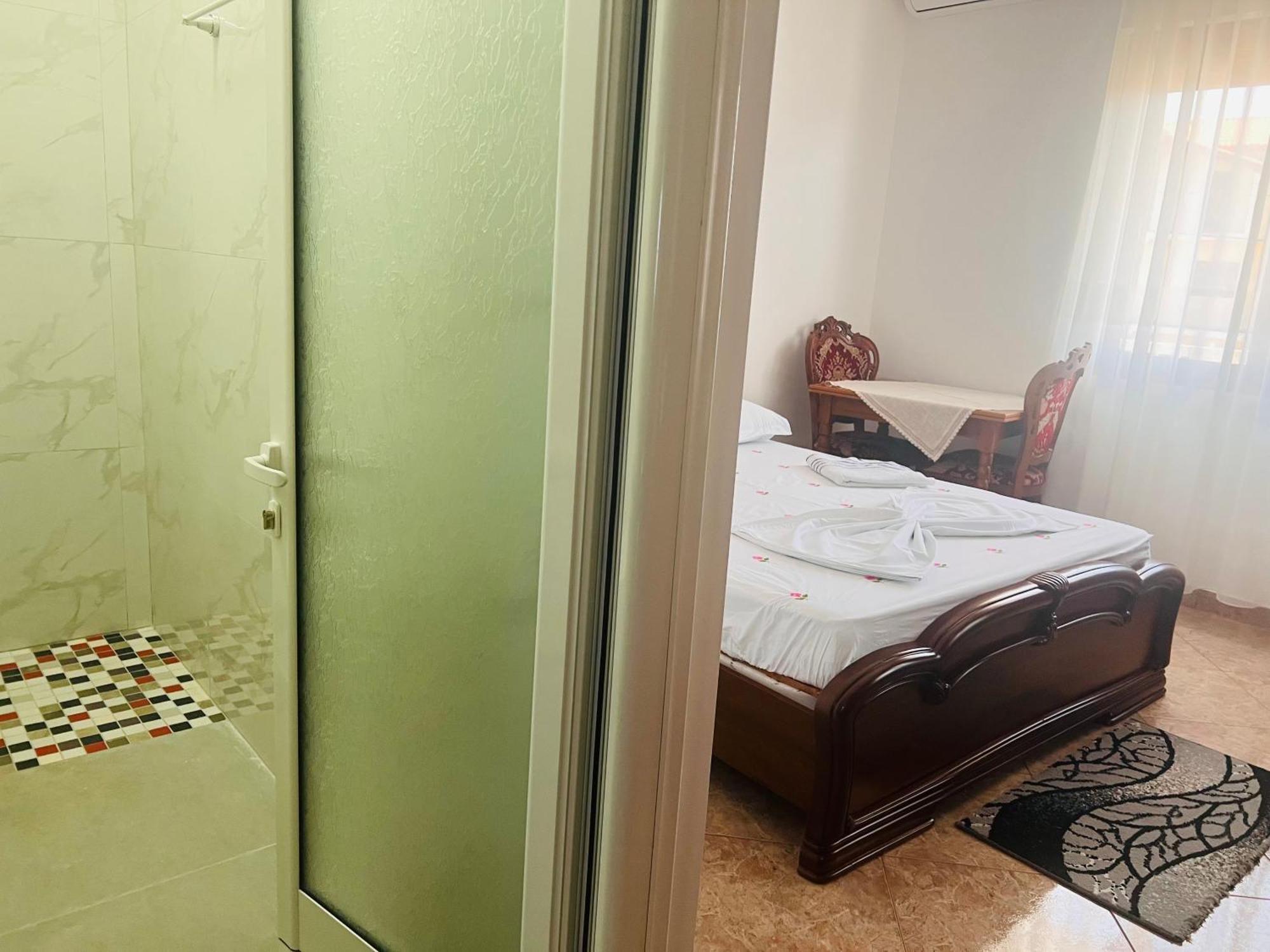 Fori Vodo Hotel Дивяка Екстериор снимка